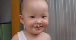 Khi trẻ con.. tò mò